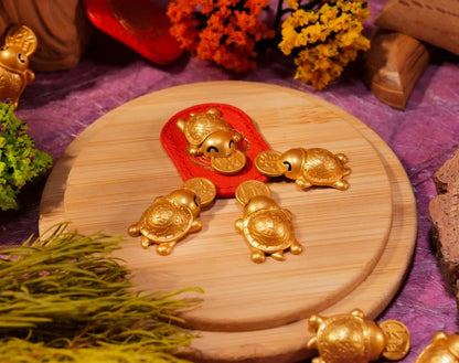 2026 Gold Money-Biting Turtle Charm - Wealth Magnet & Prosperity Keepsake